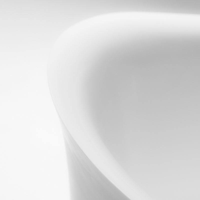 Iris Oval Bathtub - Free Standing - 71" Solid Surface/White