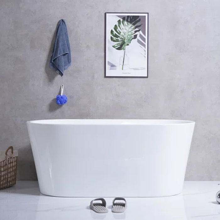 Sleek Round Bathtub - Free Standing - 59" Acrylic/White