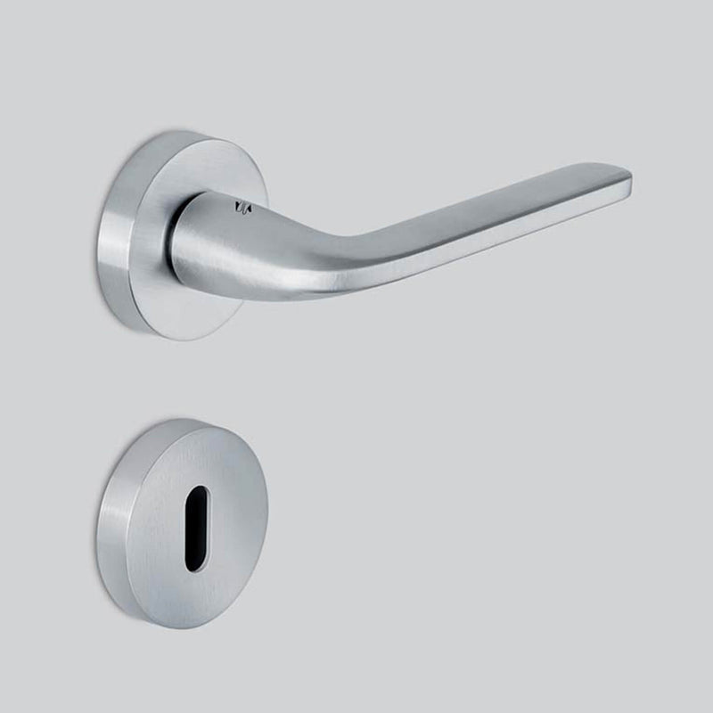 Roboquattros Round Door Leverset - Door Mount - 6" Brass/Polished Chrome