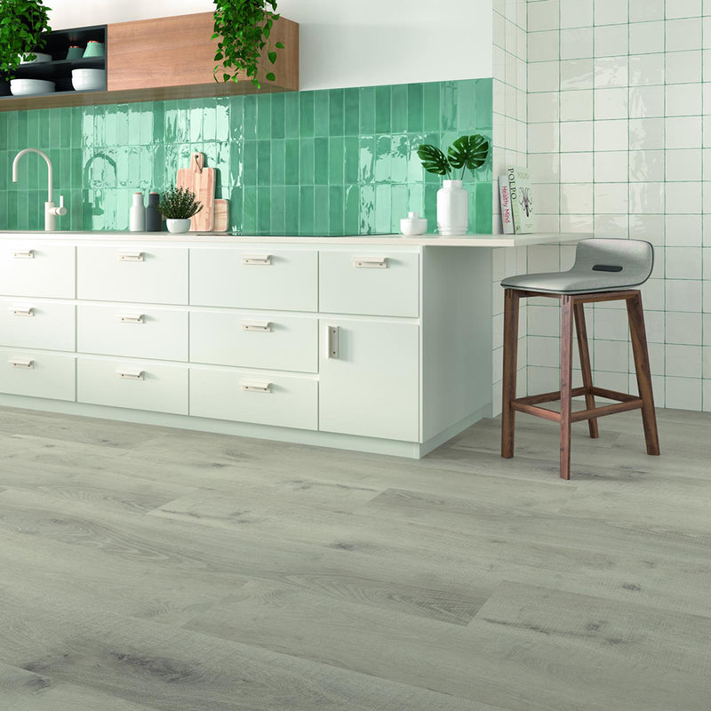 Tabarca Wall Tile - Wall Mount - 9.1 x 3" Ceramic/Gloss Turquoise