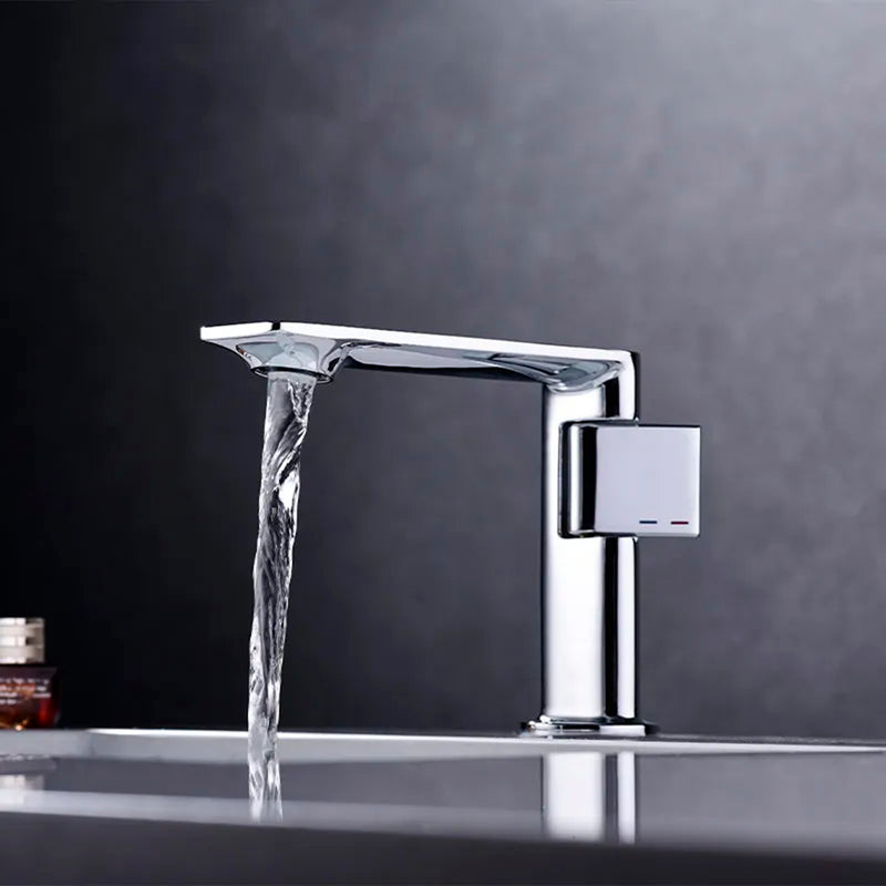 Metro Thin Bathroom Faucet - Single Hole - 5" Brass/Polished Chrome