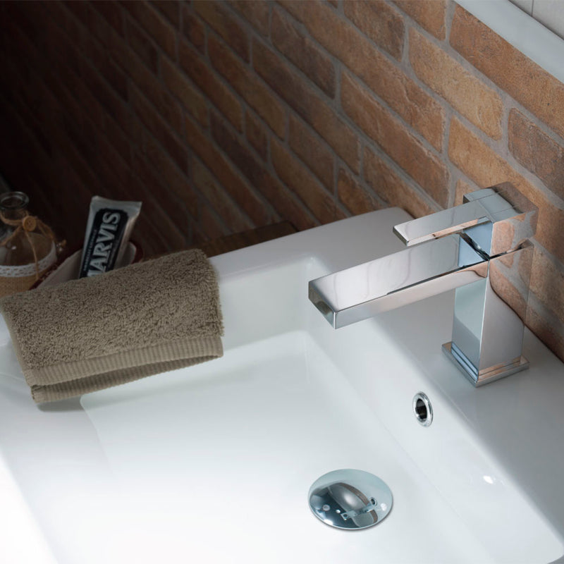 Serie 150 Bathroom Faucet - Single Hole - 6" Brass/Polished Chrome