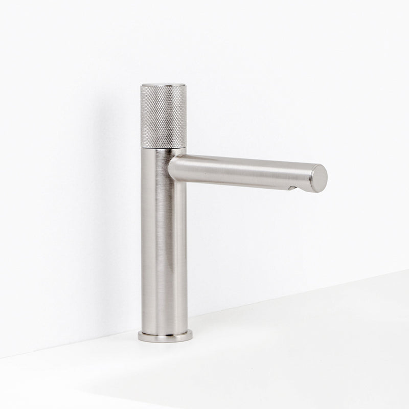 Metro Knurled Bathroom Faucet - Single Hole - 9" Brass/Polished Nickel
