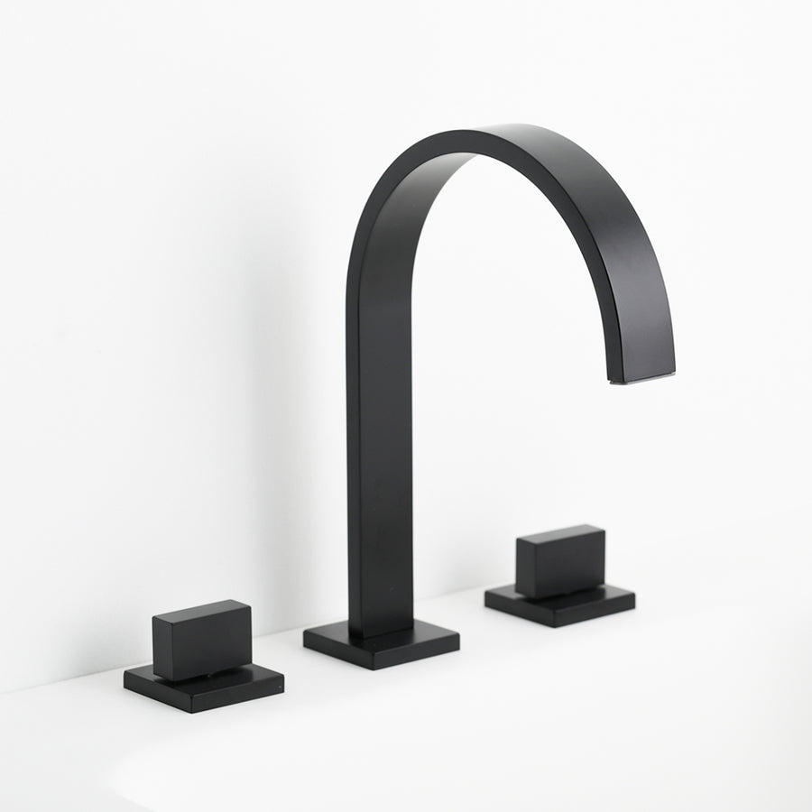 Devon Luk 2 Bathroom Faucet - Widespread - 8" Brass/Matt Black