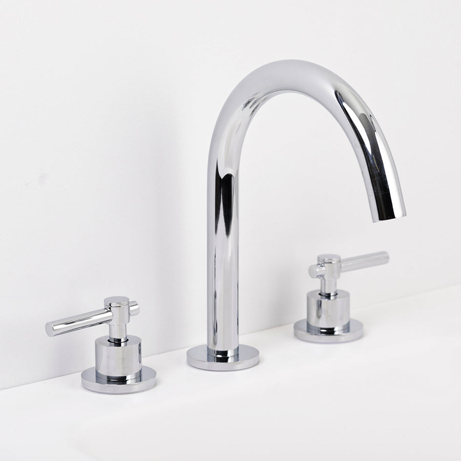 Metro Soho Bathroom Faucet - Widespread - 8" Brass/Polished Chrome