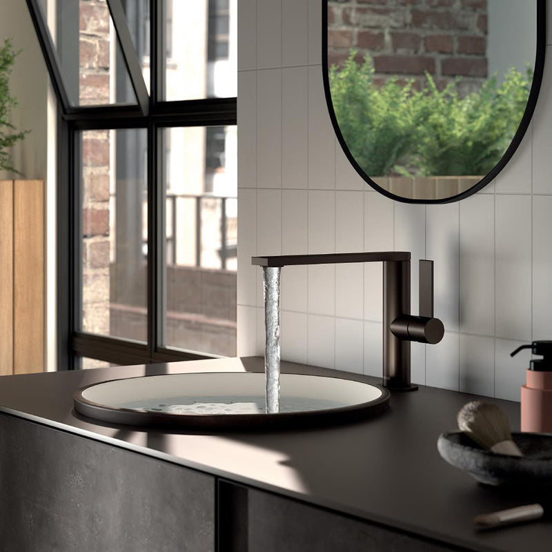 Project-tres Bathroom Faucet - Single Hole - 7" Brass/Matt Black