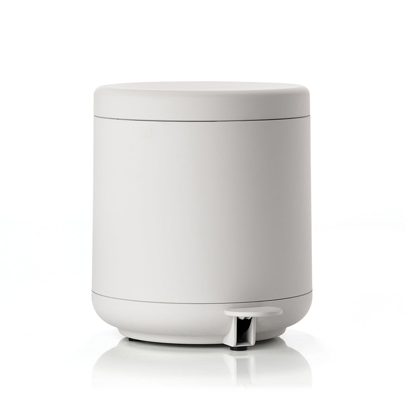 Ume 4 Lts Bathroom Trash Can - Free Standing - 8" Plastic/Light Gray