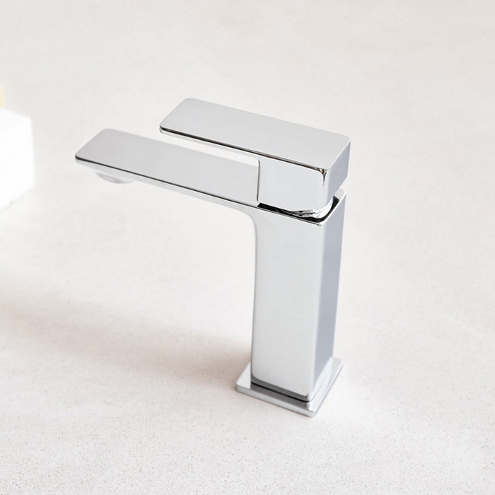 Rondo Bathroom Faucet - Single Hole - 6" Brass/Polished Chrome