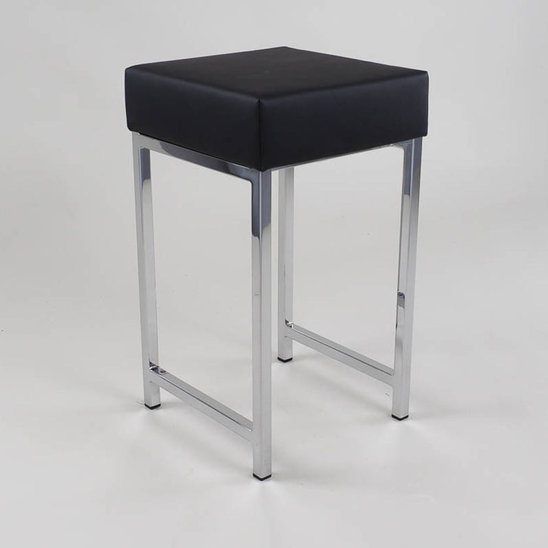 Classic Bathroom Seat - Free Standing - 22"